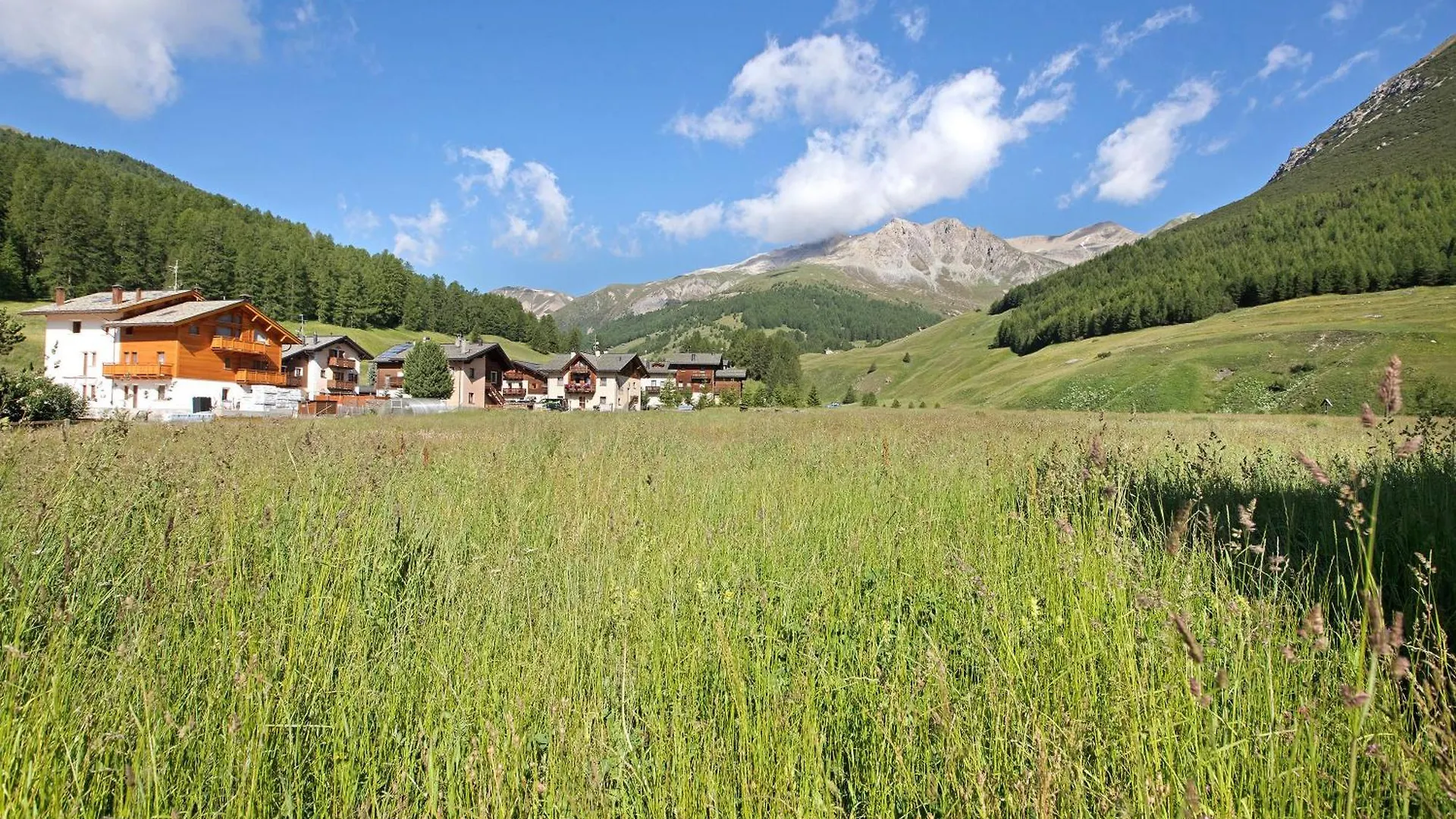 Apartment Appartamenti Lorenza 2 Baite Giotto Livigno